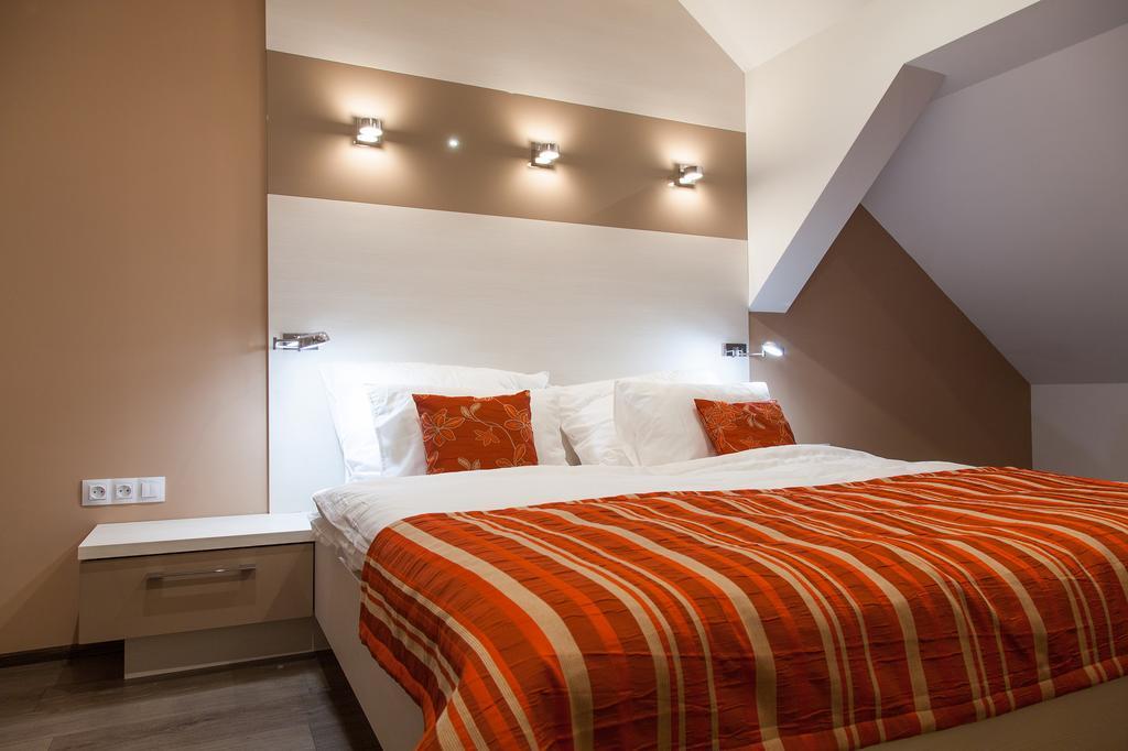 Penzion Na Valech Hodonin Room photo