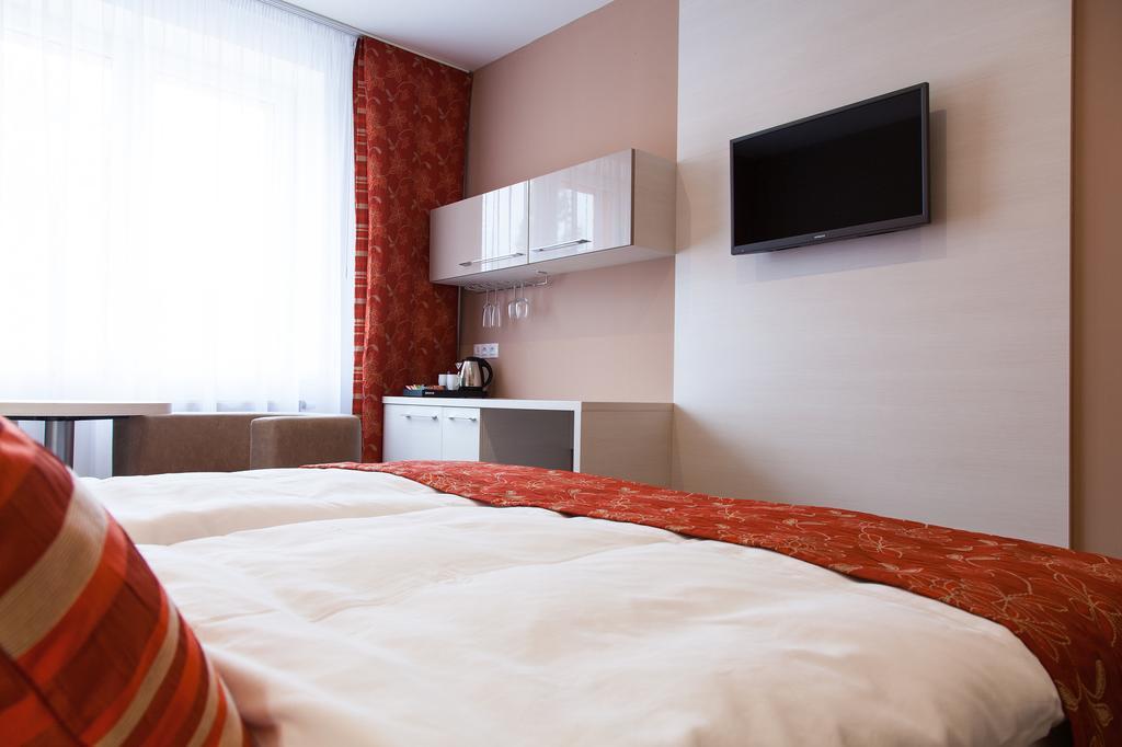 Penzion Na Valech Hodonin Room photo